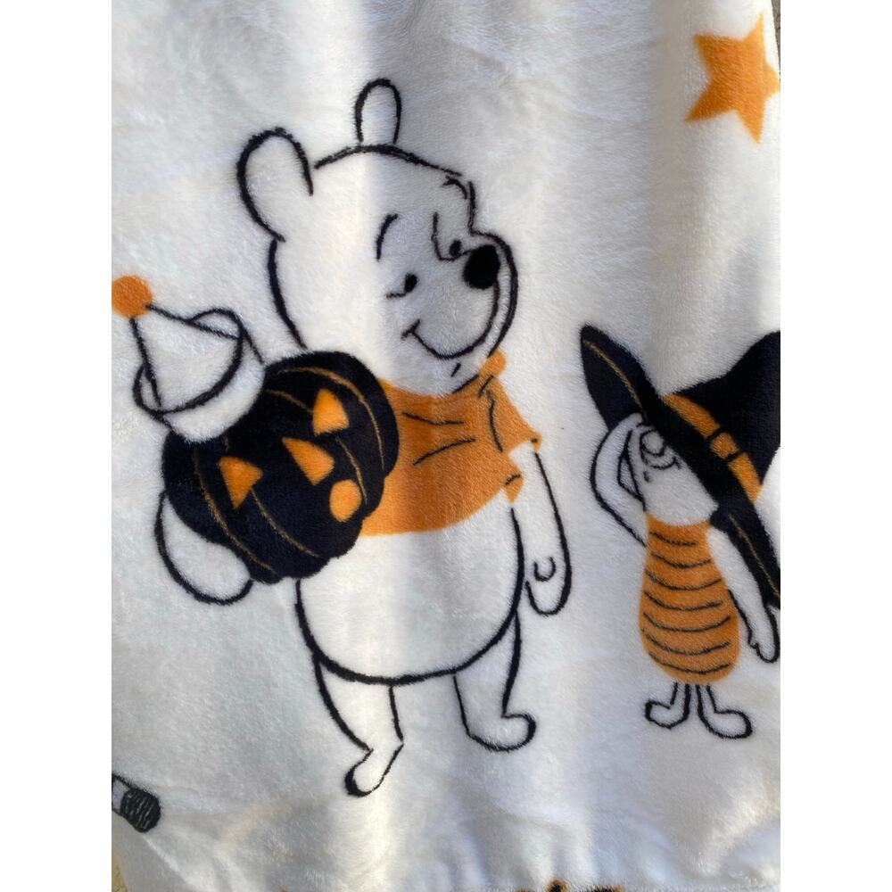 Disney Winnie the Pooh Halloween Throw Blanket “The Boo Crew” 50x70